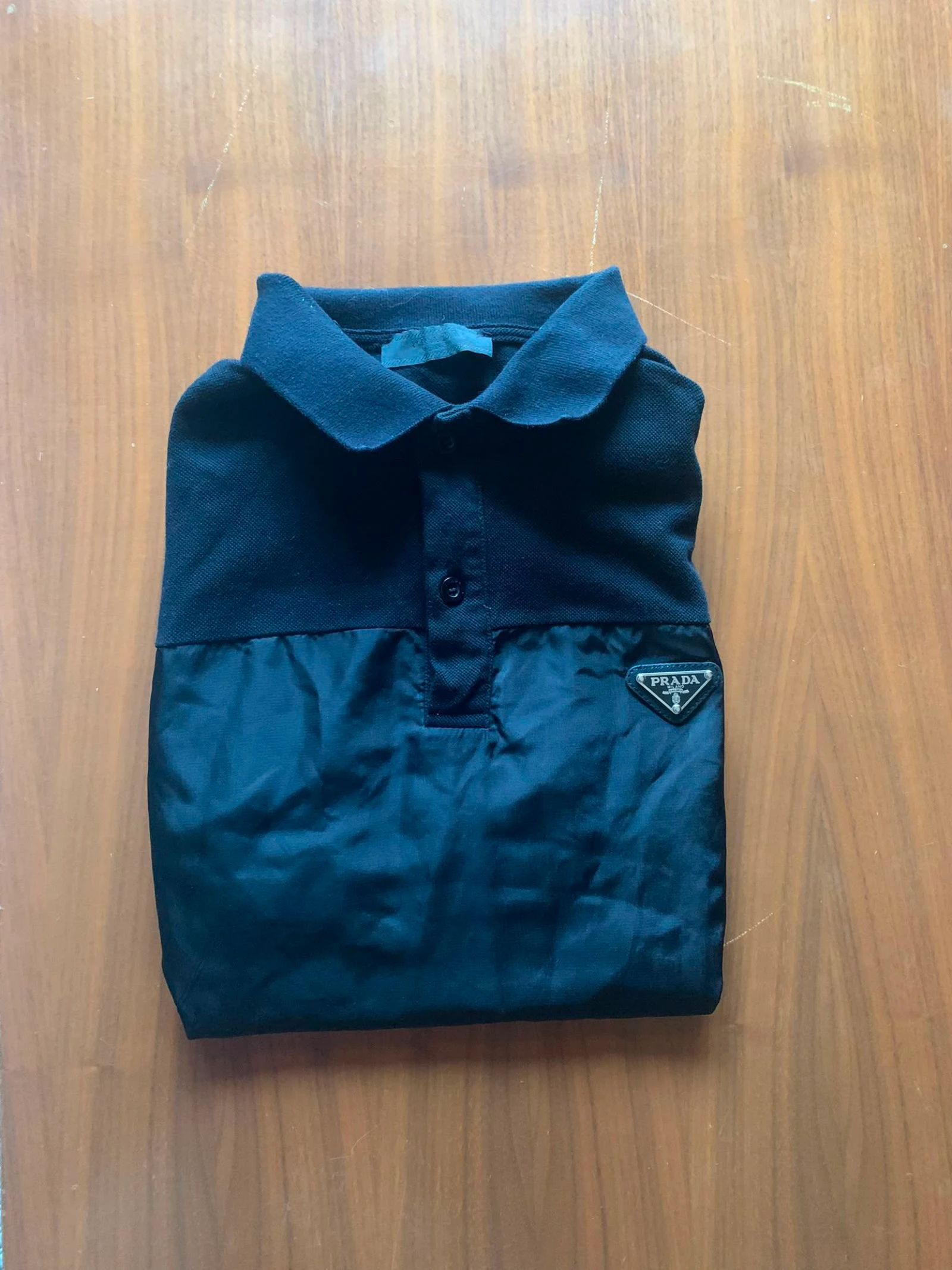 Polo negro